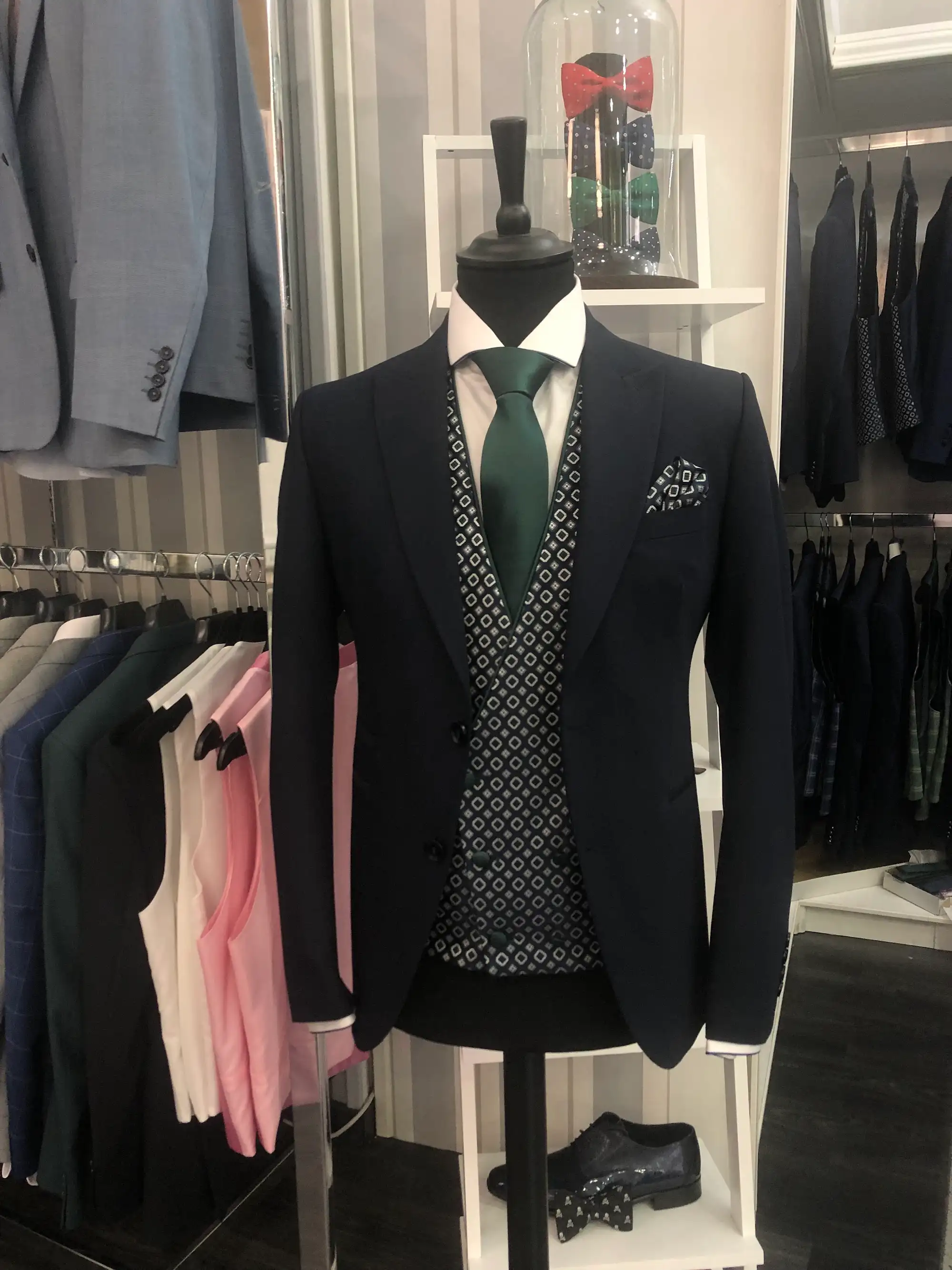 Traje de ceremonia DEIM Vigo — pieza 64 de 123