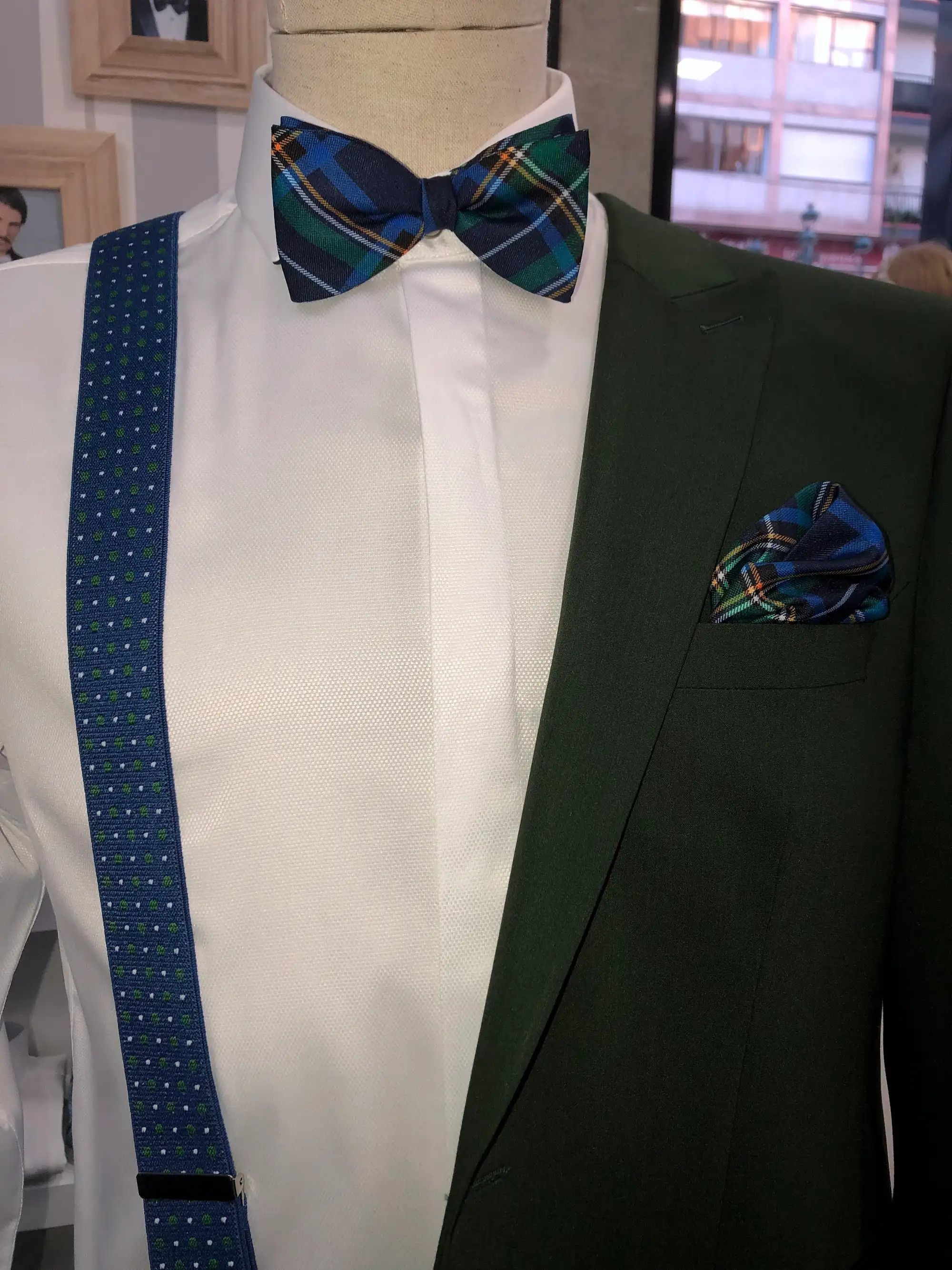 Traje de ceremonia DEIM Vigo — pieza 69 de 123
